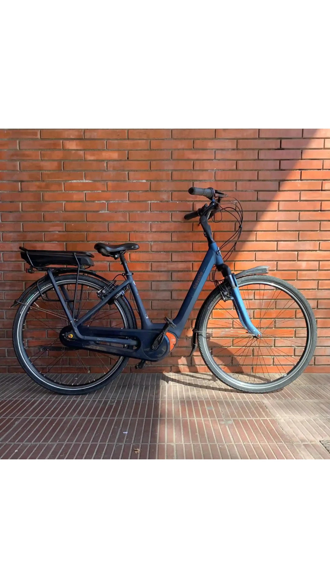 Bicicleta eléctrica Arroyo C7 + HMB Gazelle