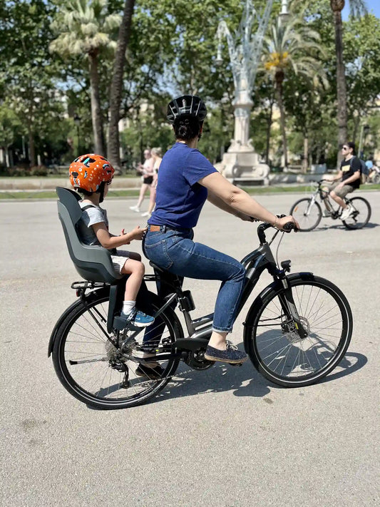 Bici eléctrica E-Horizon Tour 500 Amsterdam Bergamont con asiento para niños